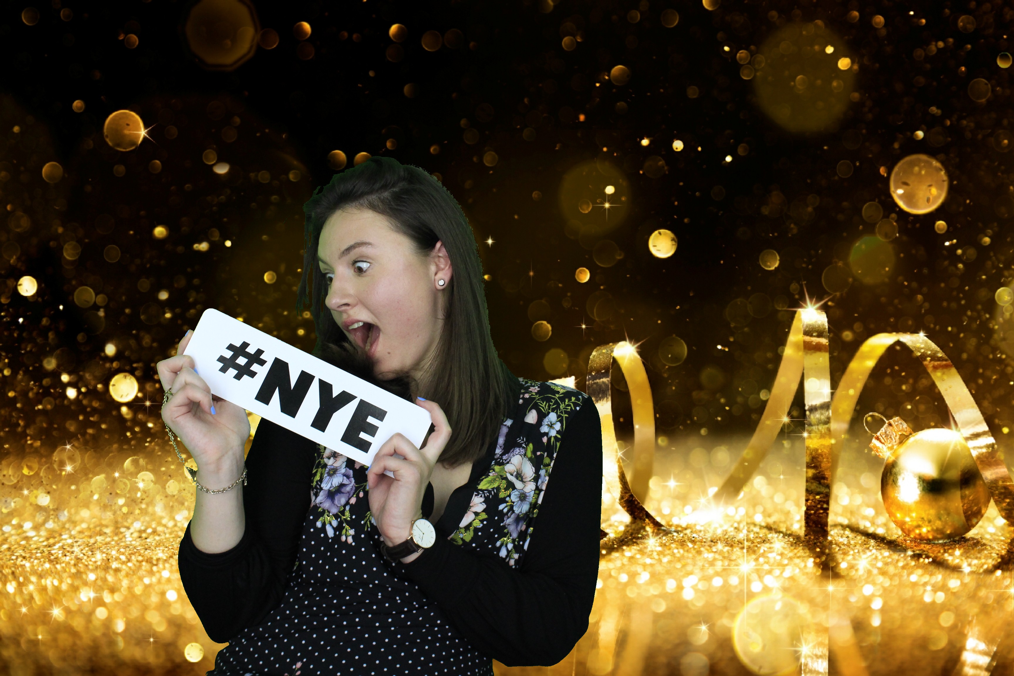 New Years Eve Party Silvermere | View more photos from the event at gallery.myphotoboothexperience.co.uk/u/MyPhotoBoothExperienceLtd/New-Years-Eve-Party-Silvermere